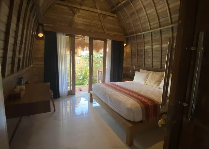 Guest house Umah Suta Sari *